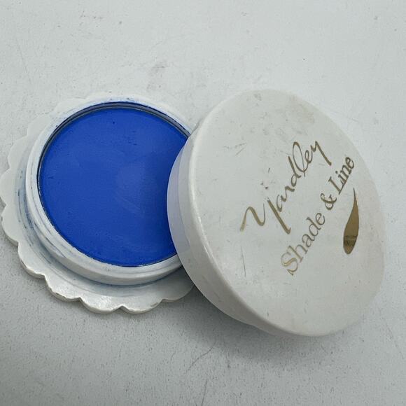 Vintage Yardley of London Cake Eyeliner Shade & Line Blue Sapphire A1 - Picture 1 of 4